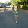 <img src='img' alt='Игры на улице' />