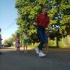 <img src='img' alt='Игры на улице' />
