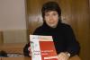 <img src='img' alt='Презентация книг' />