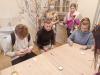<img src='img' alt='Мечтаем о празднике' />