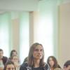 <img src='картинка' alt='описание картинки'/>