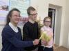 <img src='img' alt='Волонтеры' />