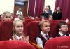 <img src='img' alt='Творческая встреча' />
