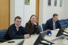 <img src="img" alt="встреча" />