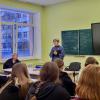 <img src="img" alt="семинар" />