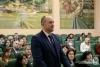 <img src="img" alt="заседание университета" />