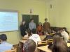 <img src="img" alt="Круглый стол" />