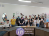 <img src="img" alt="детская открытка" />