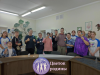 <img src="img" alt="цветок родины" />