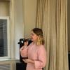 <img src="img" alt="день матери" />