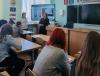 <img src="img" alt="Профориентационная встреча" />
