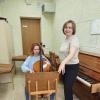 <img src="img" alt="консультации будущих абитуриентов" />