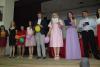 <img src='IMG' alt='Вручение дипломов' />