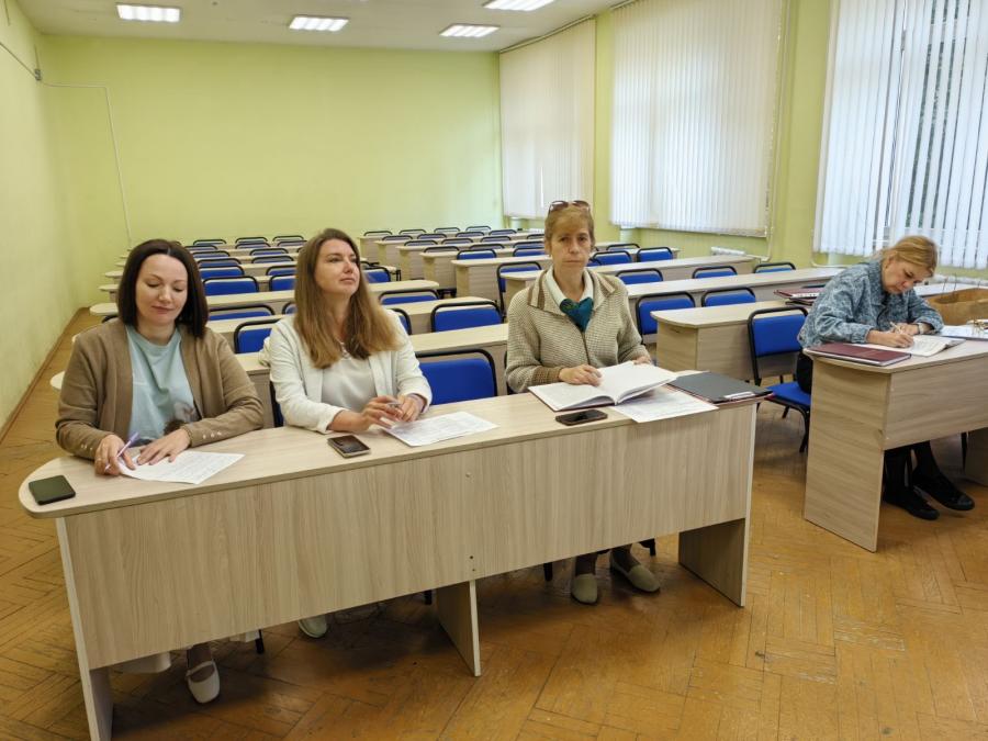 <img src="img" alt="Защита магистерских" />